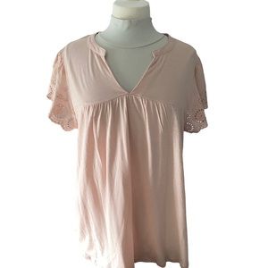 C&C California, peach T-shirt, size large.Vneck.Cotton/rayon.Short sleeve  (NWT)